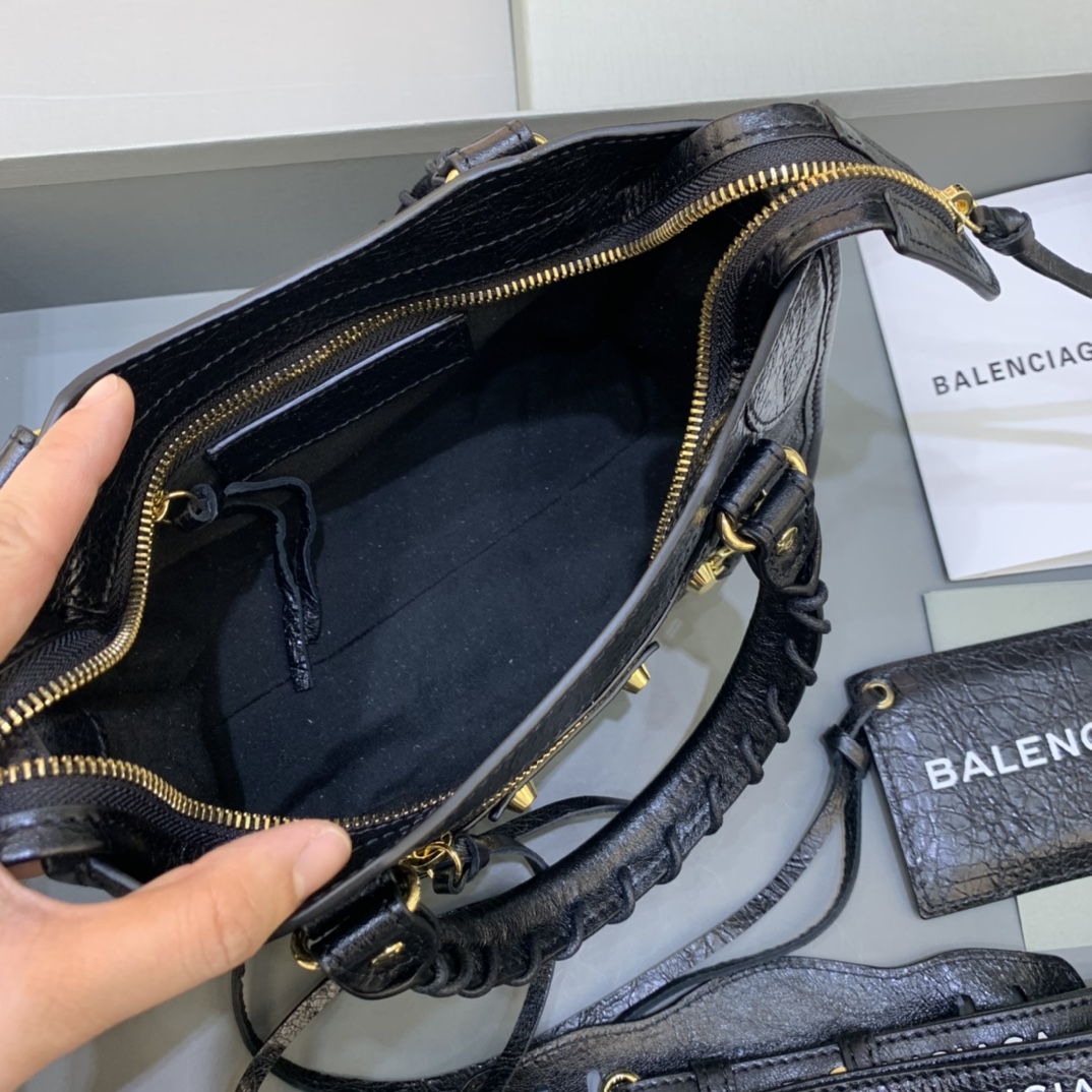 Balenciaga Classic City Mini Handbag Shoulder Bag Black/Gold